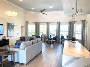 The Oaks on the Lake 55+ Luxury Apartment Living in Clermont, FL Property Image